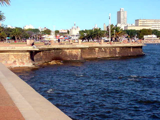 Playa Ram�rez / Parque Rod�