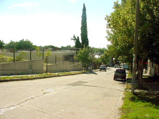 Jos� Revuelta entre Juan Acosta y Joaqu�n Artigas