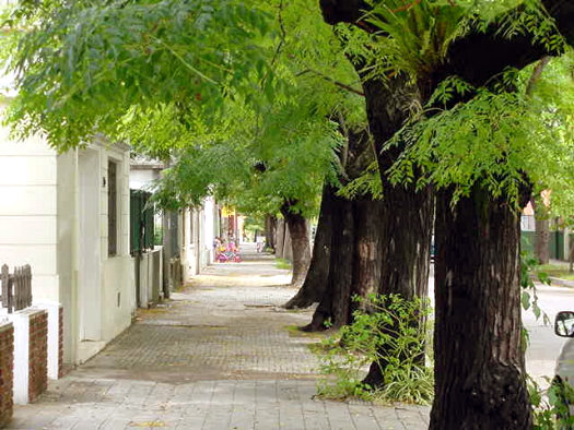 Rosell y Rius entre 4 de Julio y F. Rodr�guez