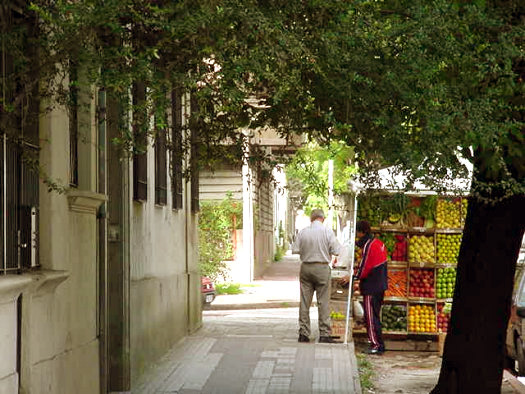 Evaristo Ciganda entre Av. Agraciada y Av. Su�rez