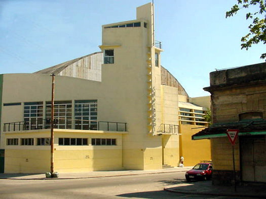 esquina Cerro Largo Palacio Pe�arol