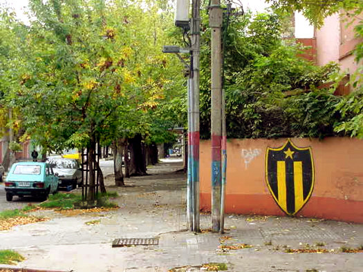 Cufr� esquina Yaguar�