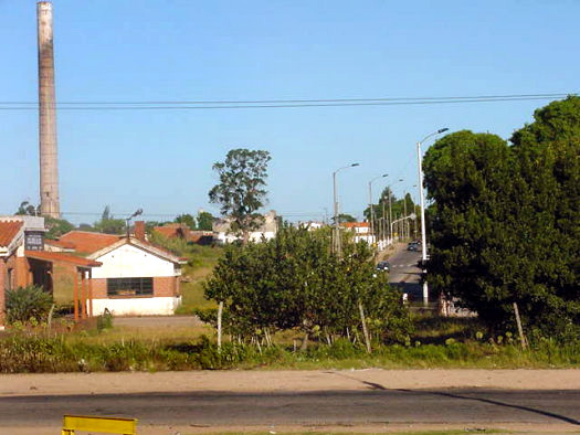 Cno. Carrasco entre Felipe Cardoso y Joaqu�n Lasagra