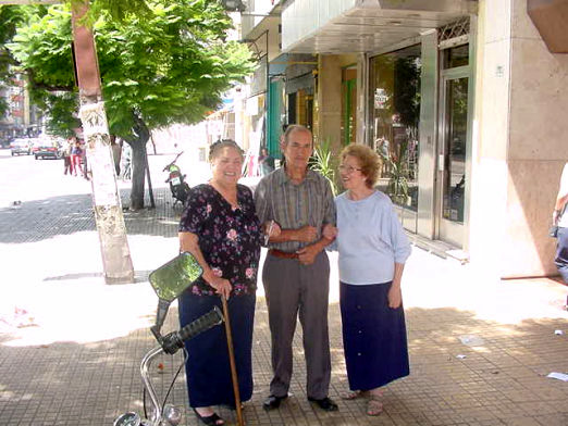 entre Mart�n C. Mart�nez y Joaqu�n Requena