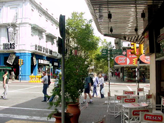 Convenci�n esquina 18 de Julio