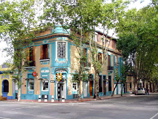 esquina Aquiles Lanza