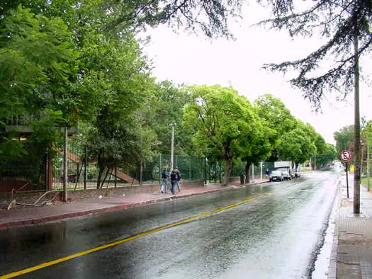 Av. Lucas Obes desde Garc�a Lorca