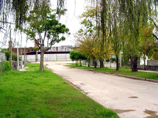 Nu�ez de Arce por callej�n desde Isidoro Larraya